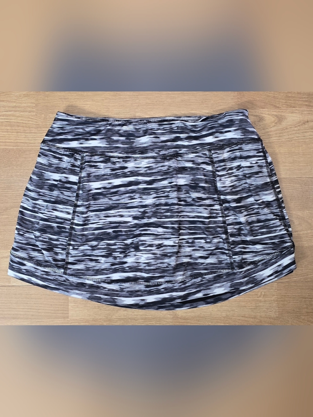 Tek Gear Black & White Abstract Athletic Skort